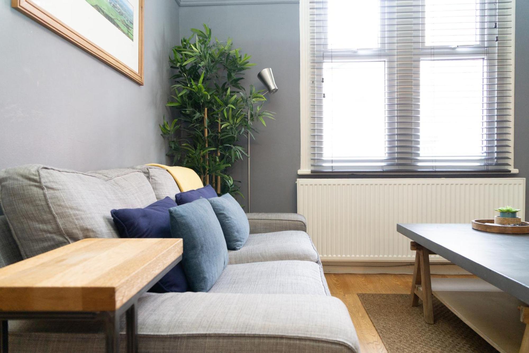 Townhouse In Trendy Suburb Of Hoole Apartment Chester Ngoại thất bức ảnh