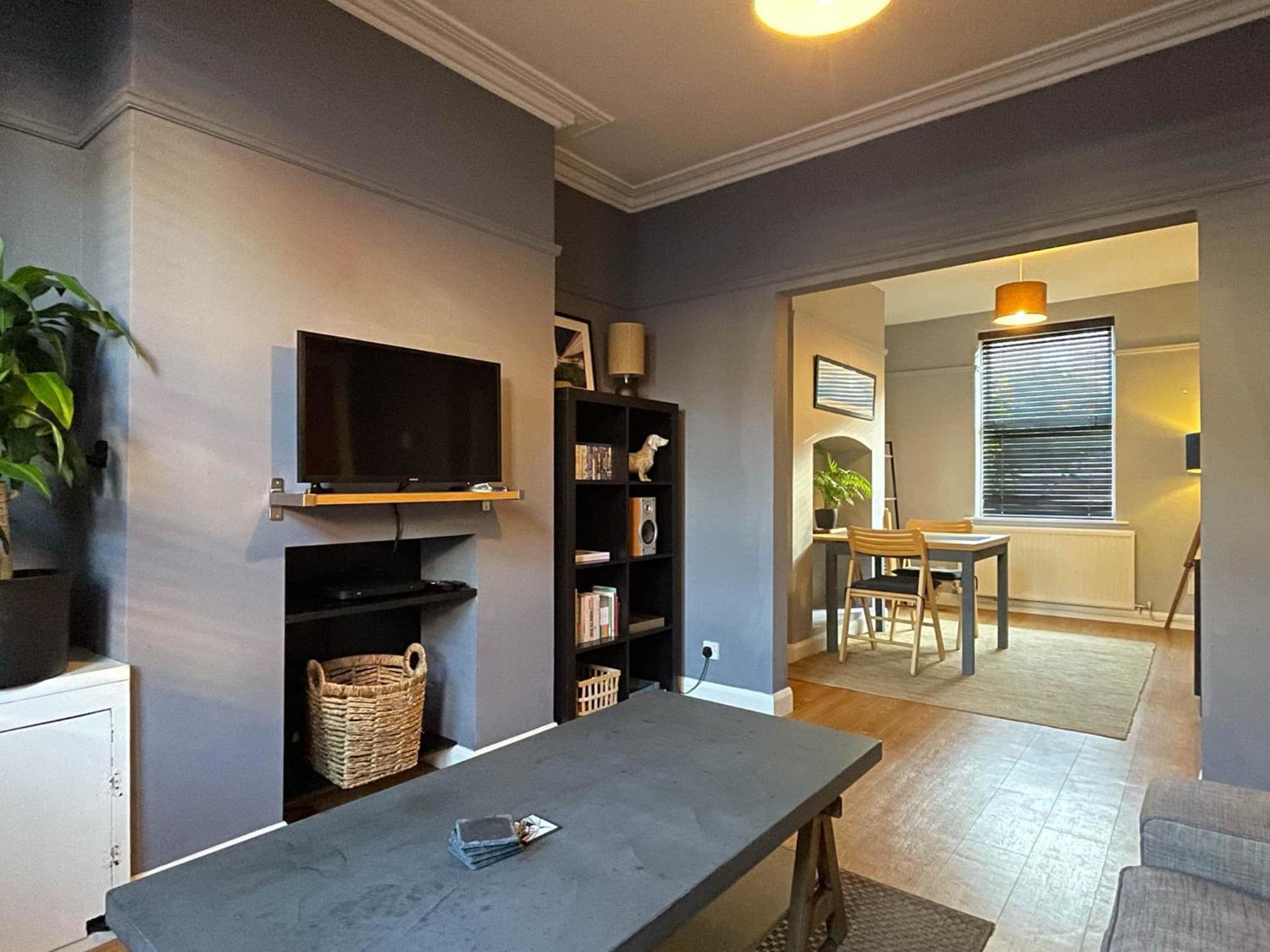 Townhouse In Trendy Suburb Of Hoole Apartment Chester Ngoại thất bức ảnh