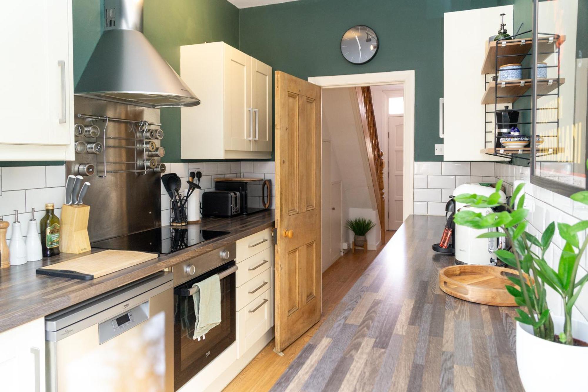 Townhouse In Trendy Suburb Of Hoole Apartment Chester Ngoại thất bức ảnh